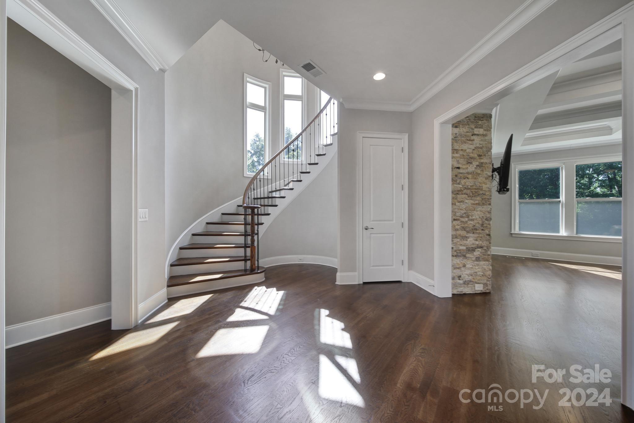 406 N Sharon Amity Rd