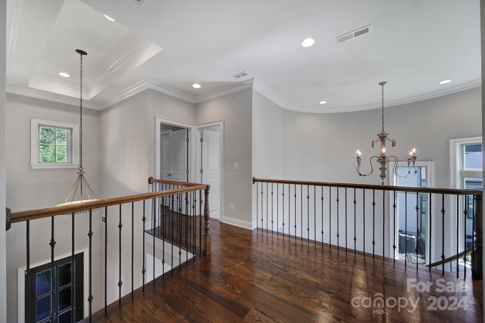 406 N Sharon Amity Rd