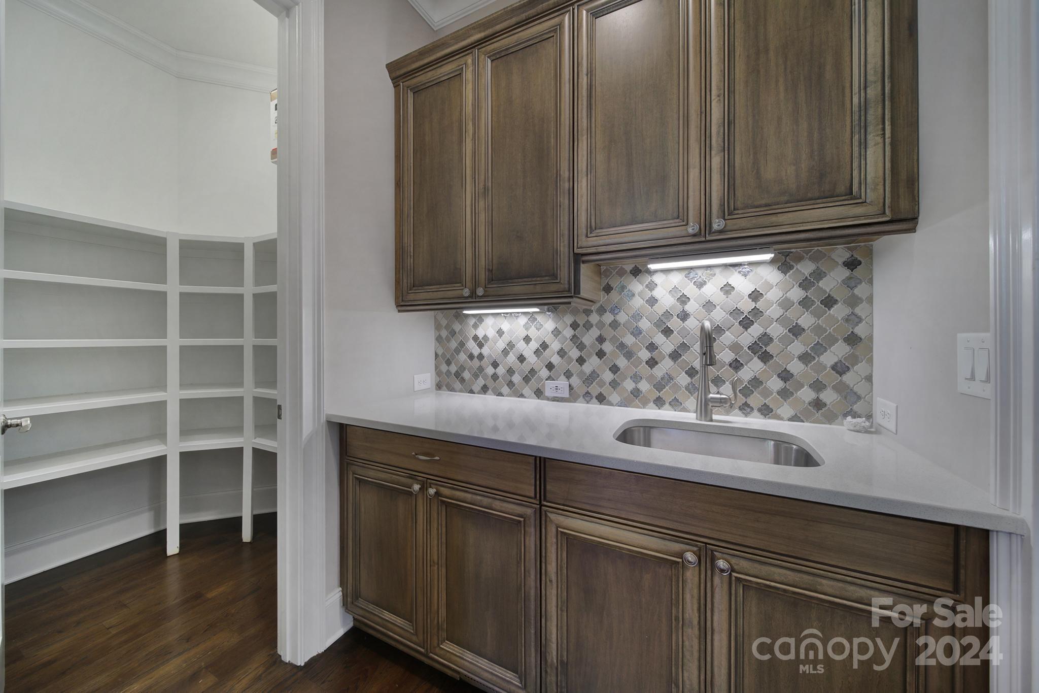 406 N Sharon Amity Rd