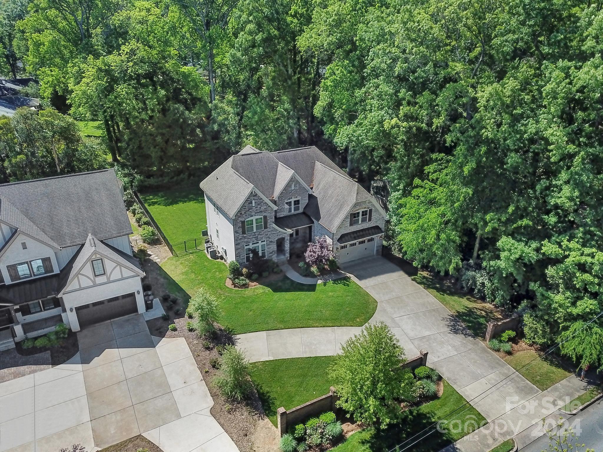 406 N Sharon Amity Rd