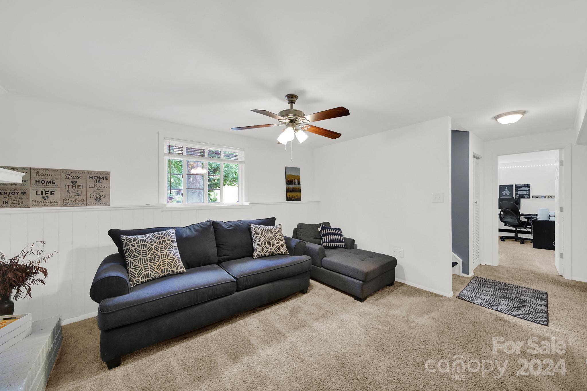 7705 Mallen Dr