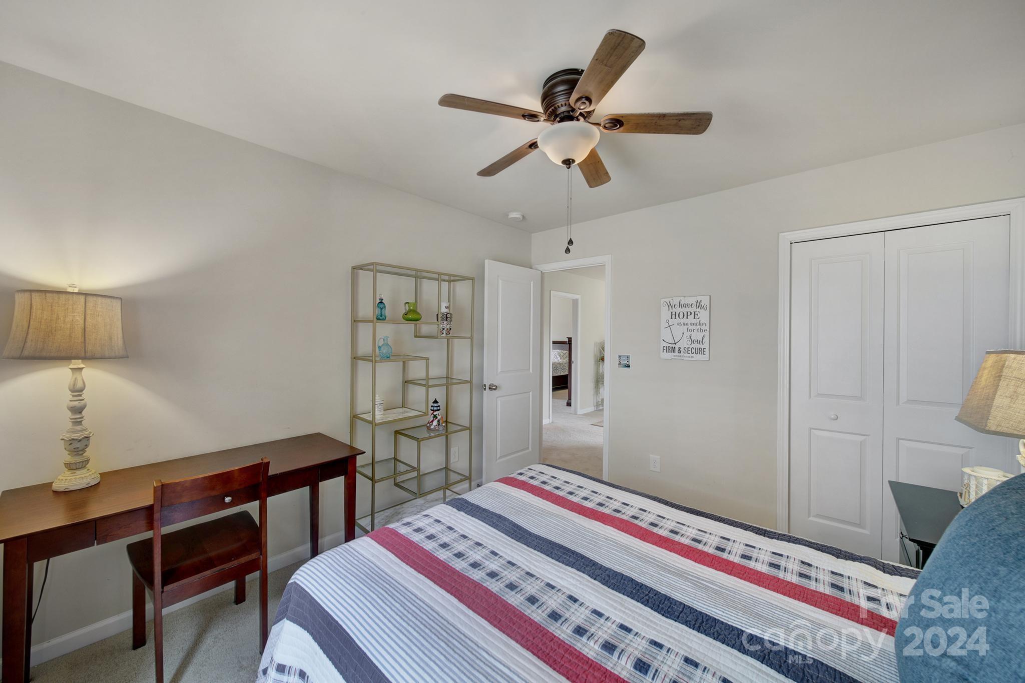 12432 Caracara Ct