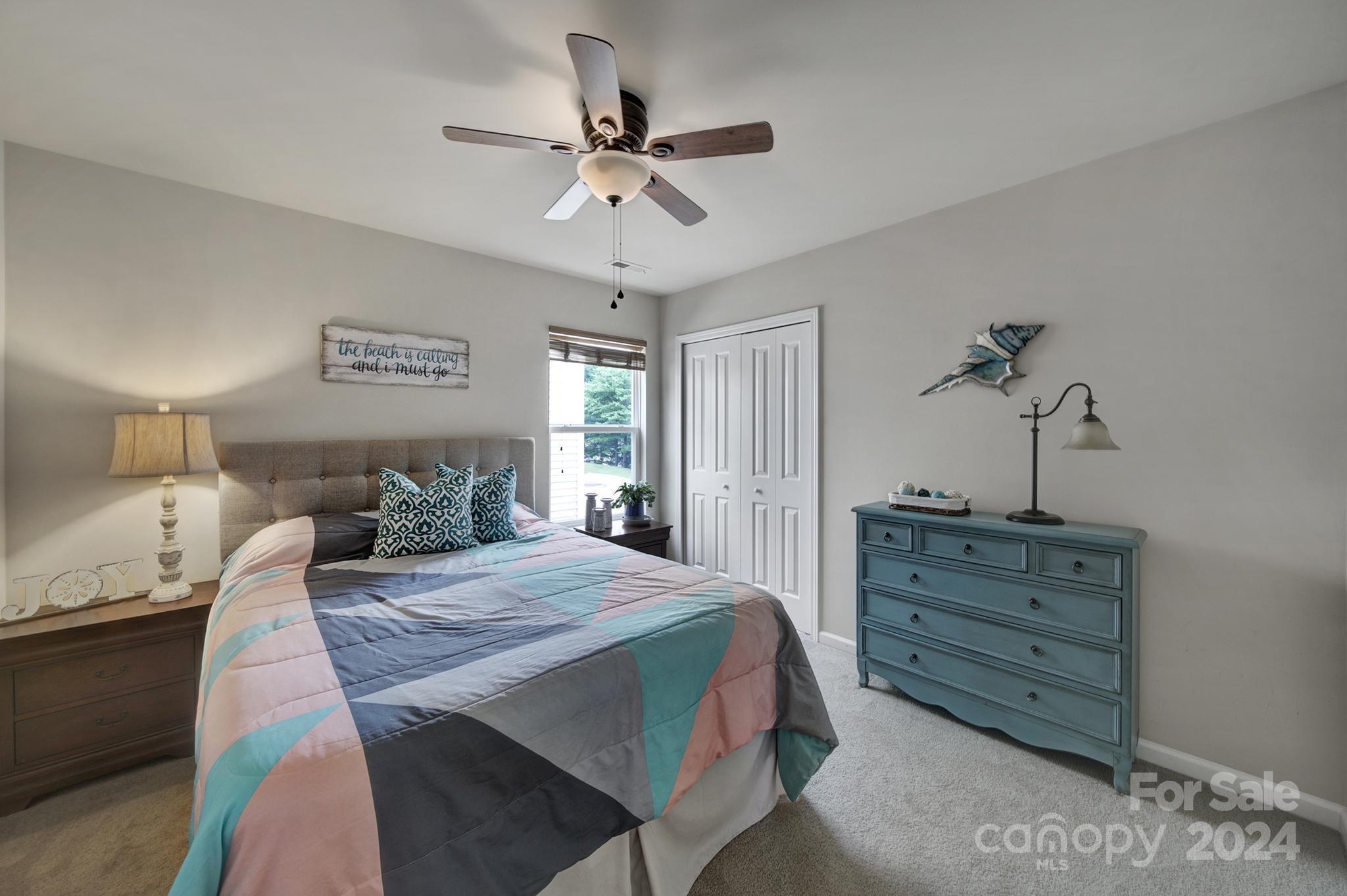 12432 Caracara Ct