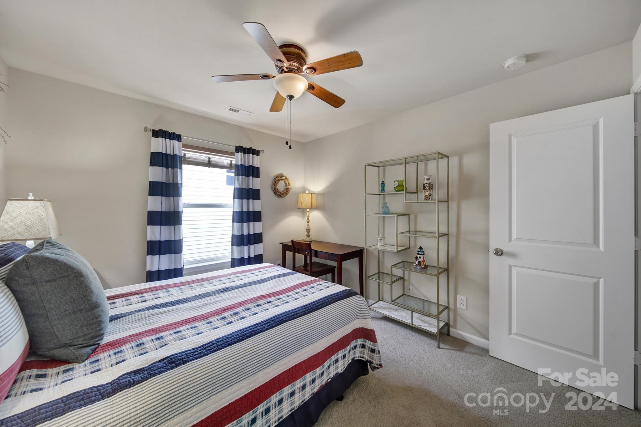 12432 Caracara Ct
