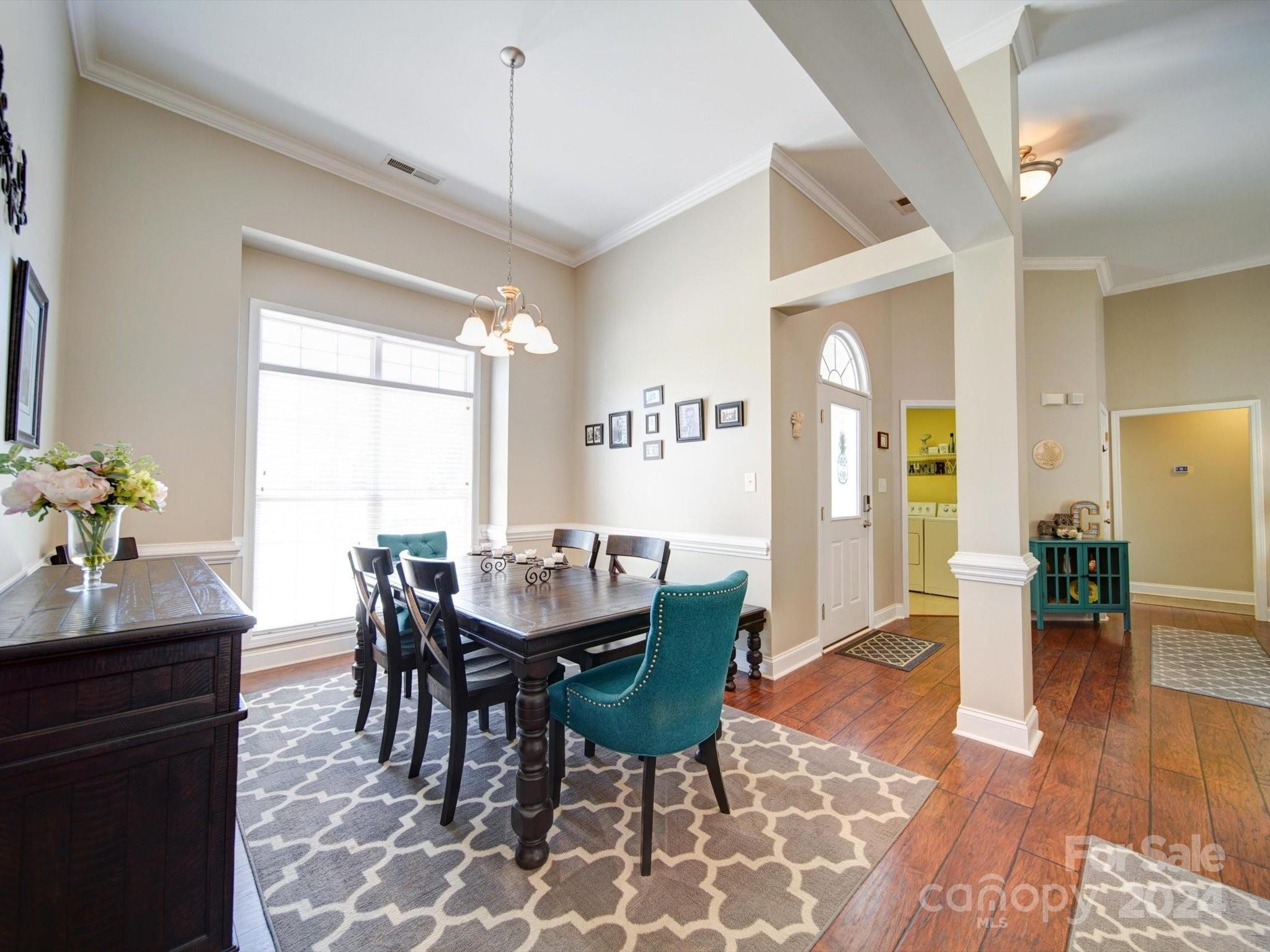 2002 Blazing Star Ln