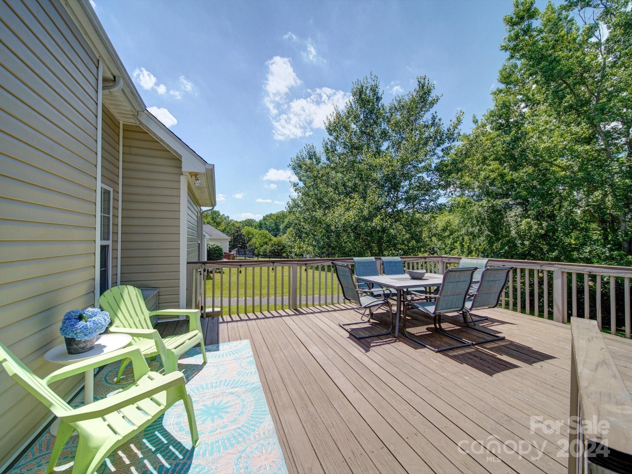 2002 Blazing Star Ln