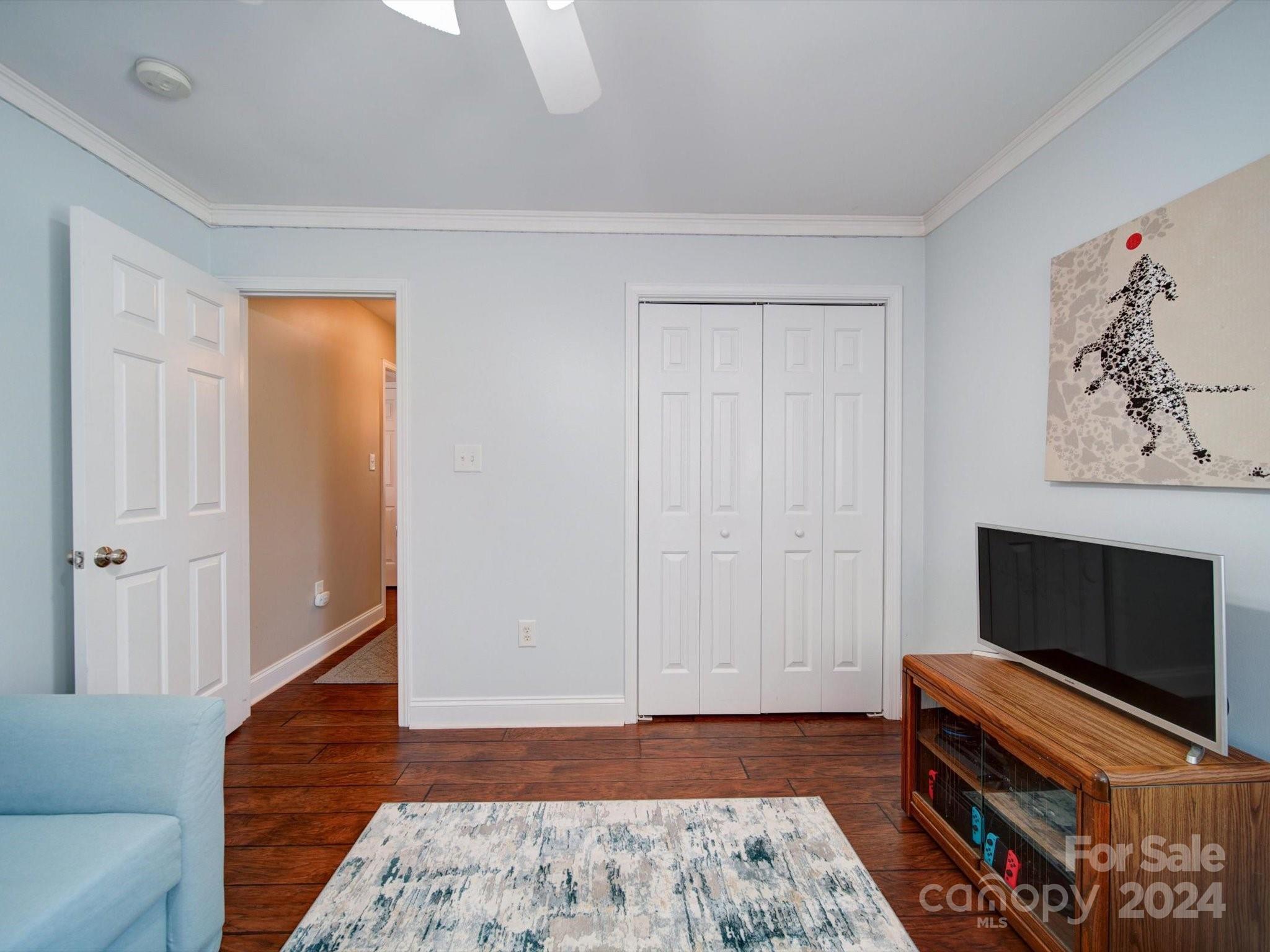 2002 Blazing Star Ln
