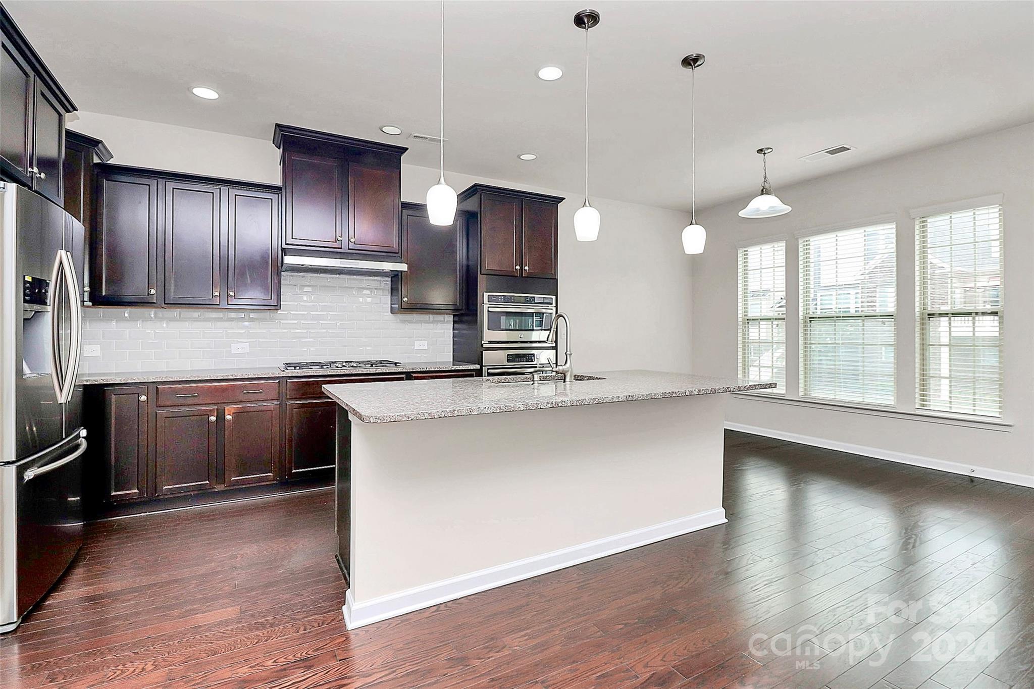 6268 Cloverdale Dr