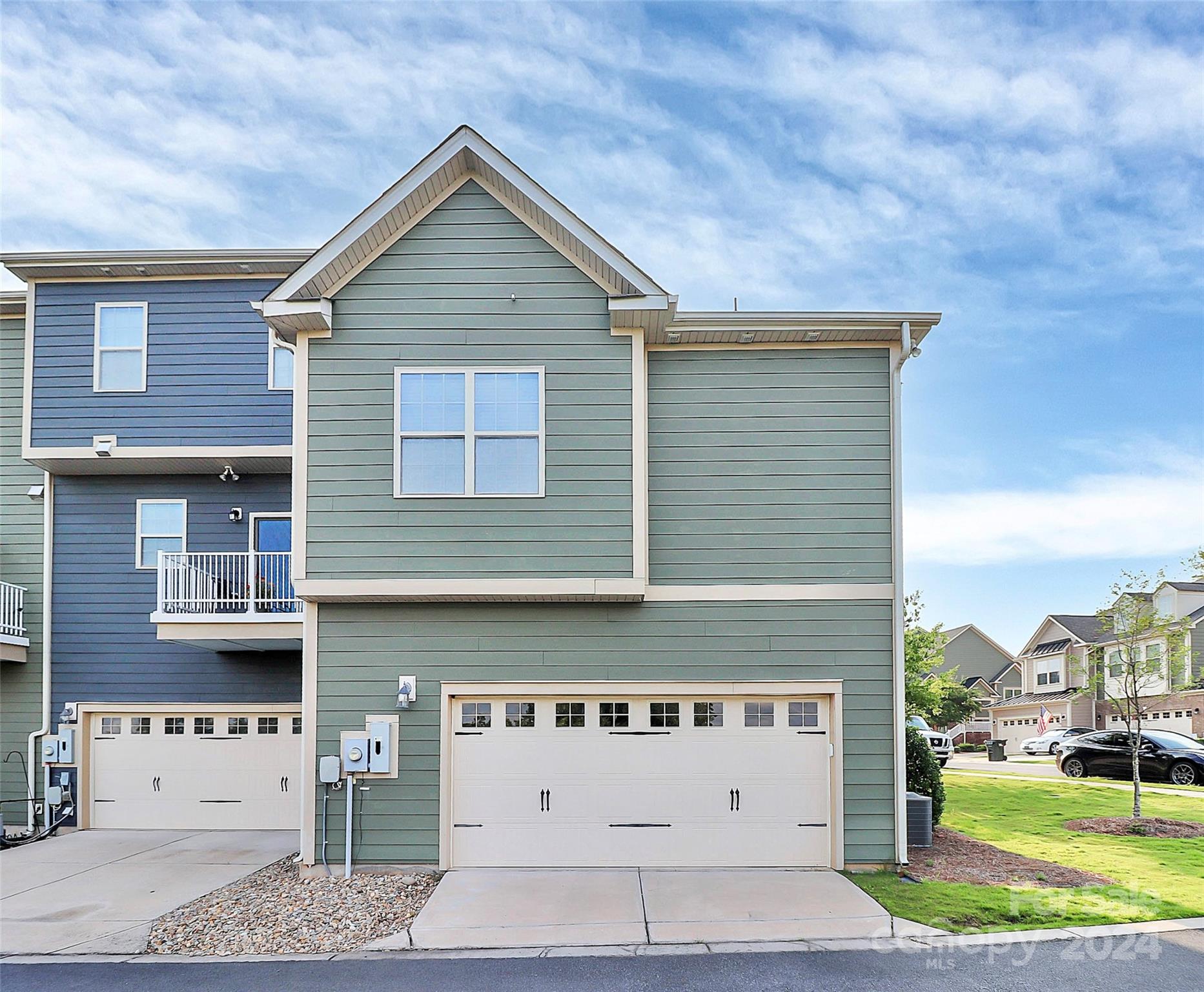 6268 Cloverdale Dr