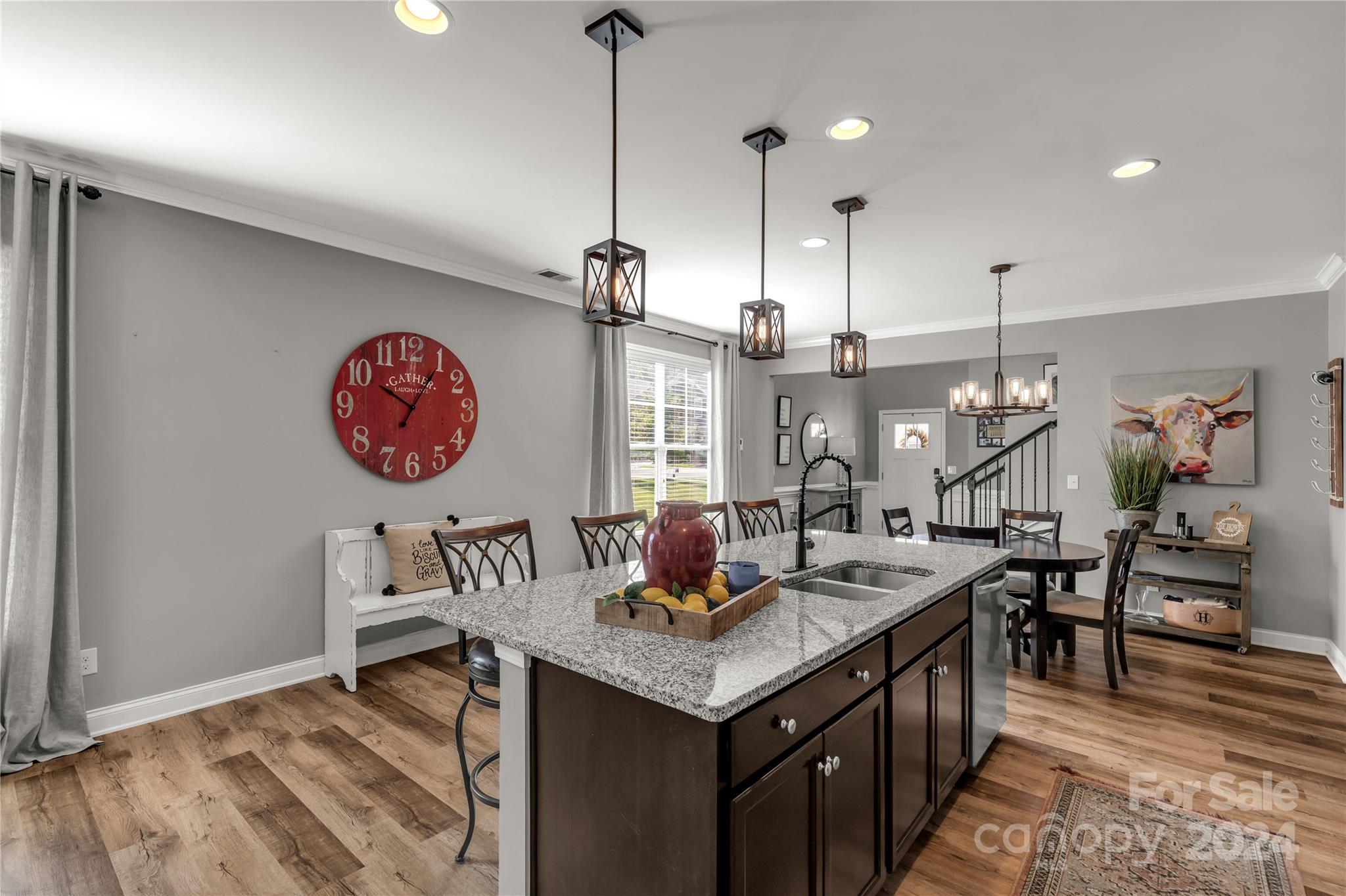 2423 Palmdale Walk Dr