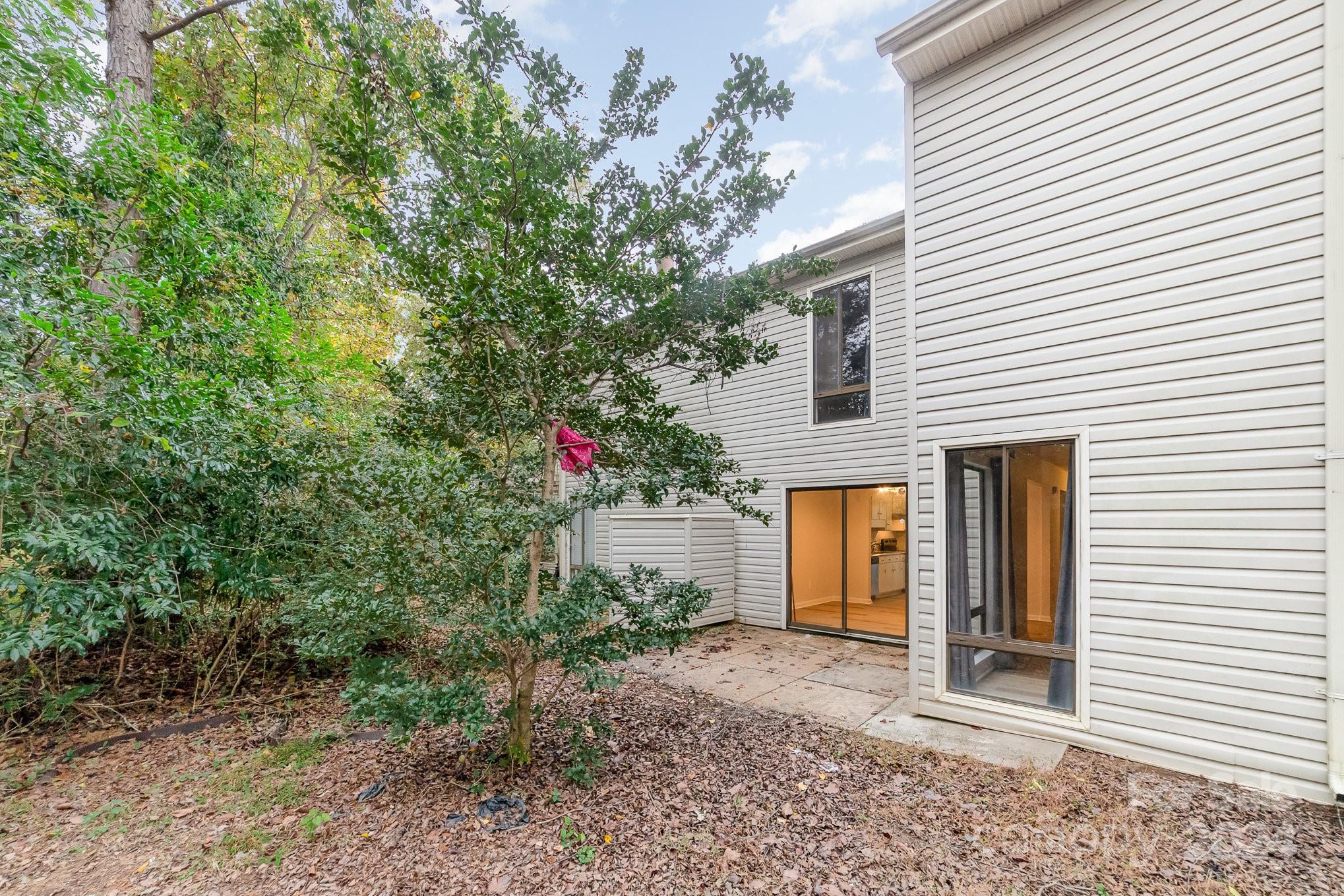 7918 Princess Ann Dr