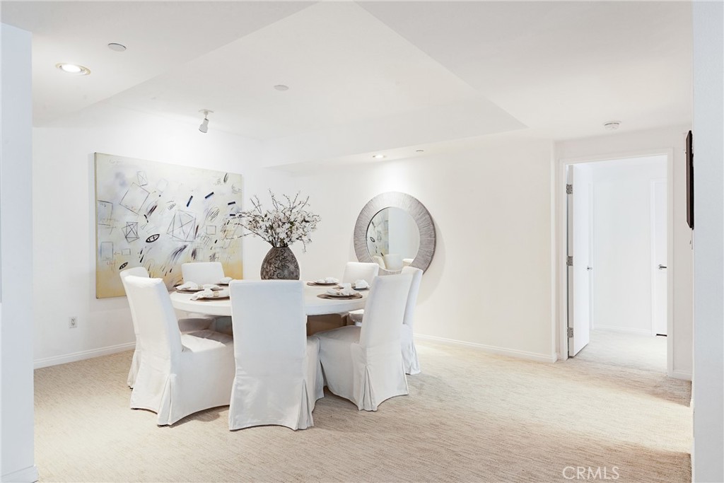 13600 marina Pointe Drive 414