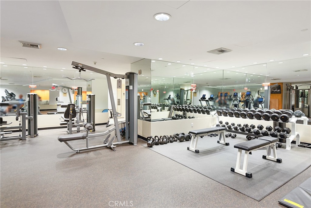 13600 marina Pointe Drive 414