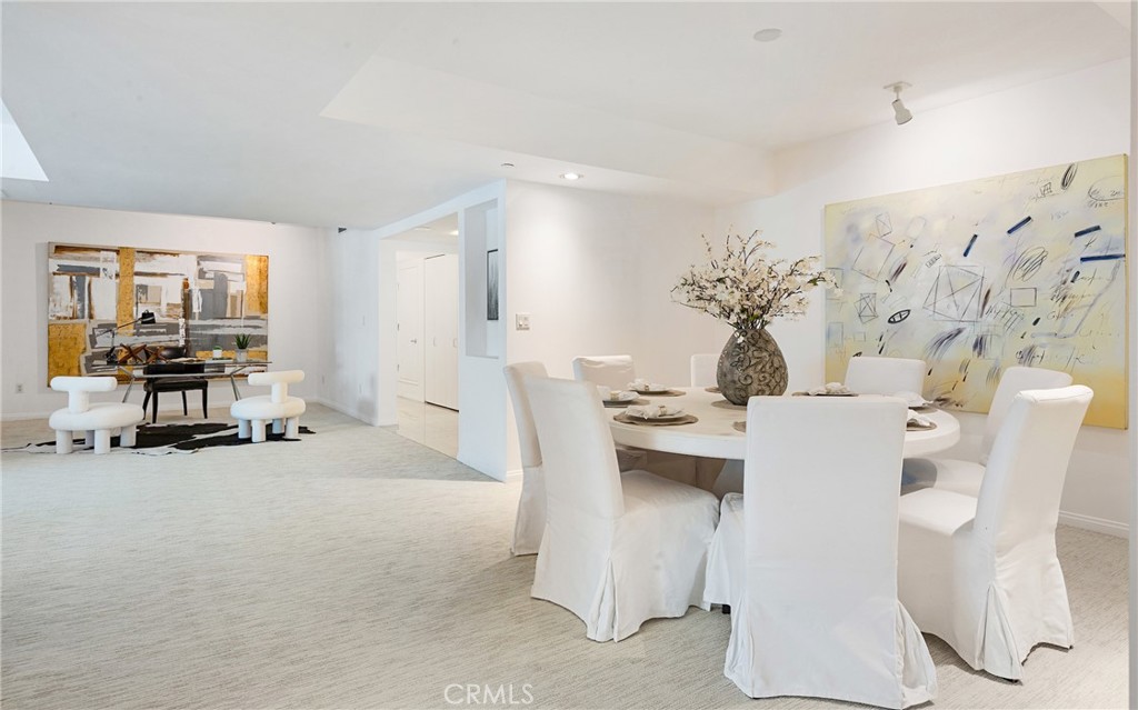 13600 marina Pointe Drive 414