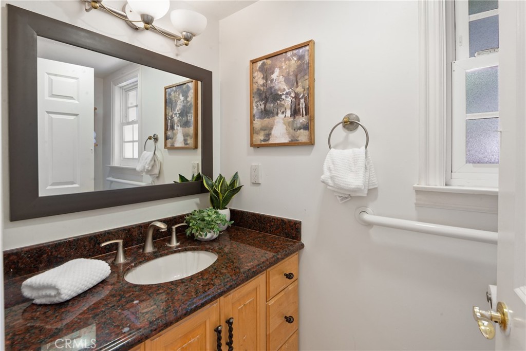 4259 Vista Largo