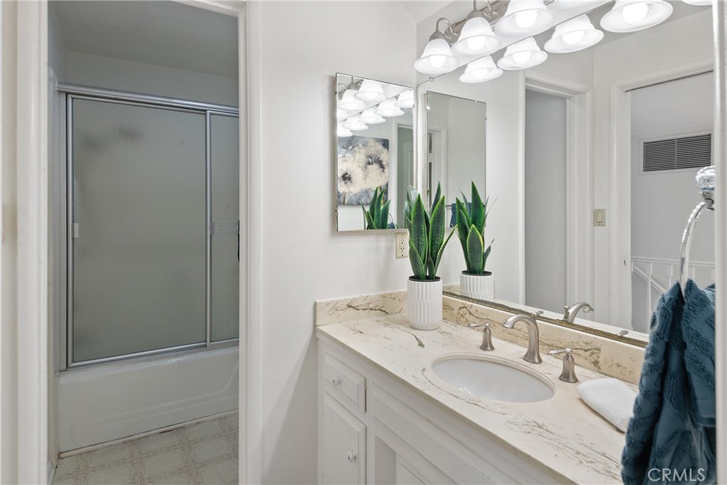 4259 Vista Largo