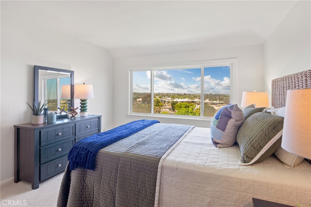 4259 Vista Largo