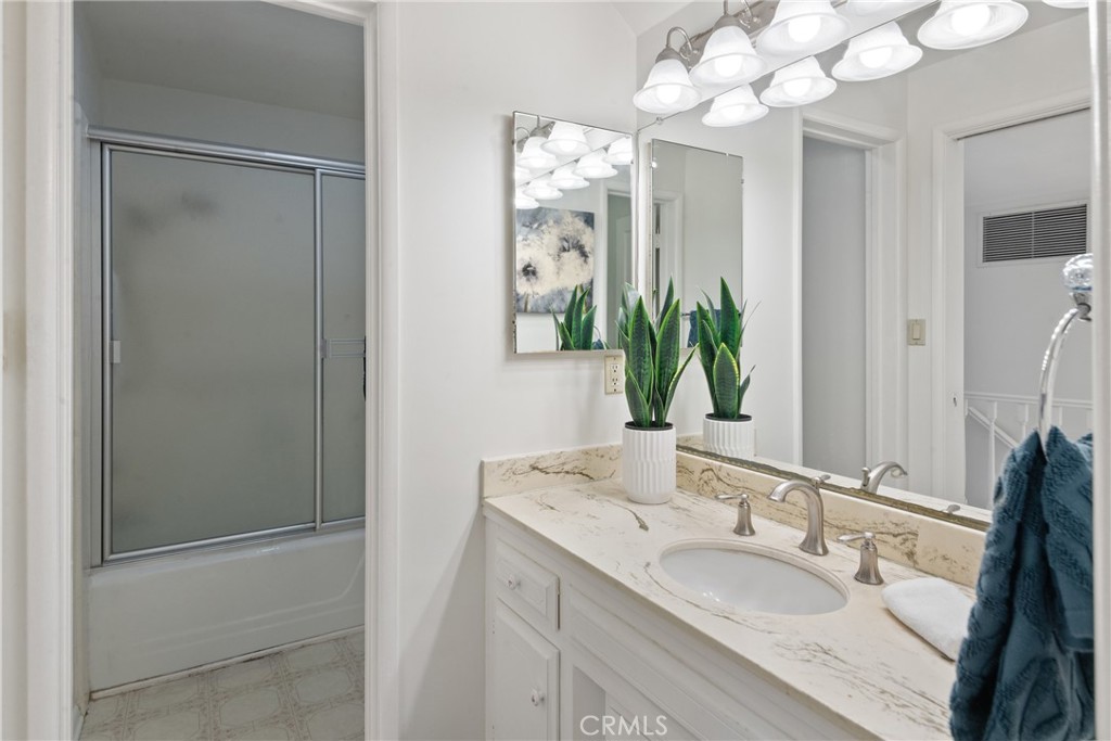 4259 Vista Largo