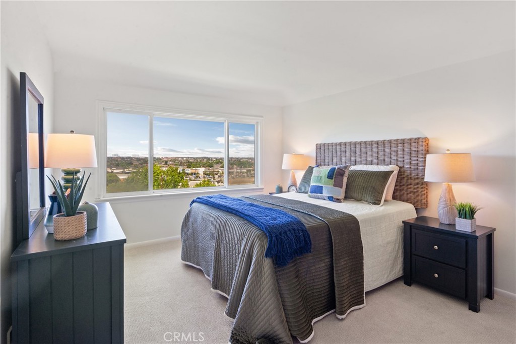 4259 Vista Largo