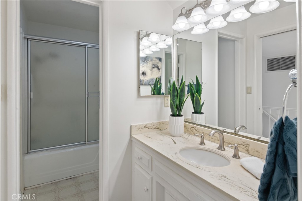 4259 Vista Largo