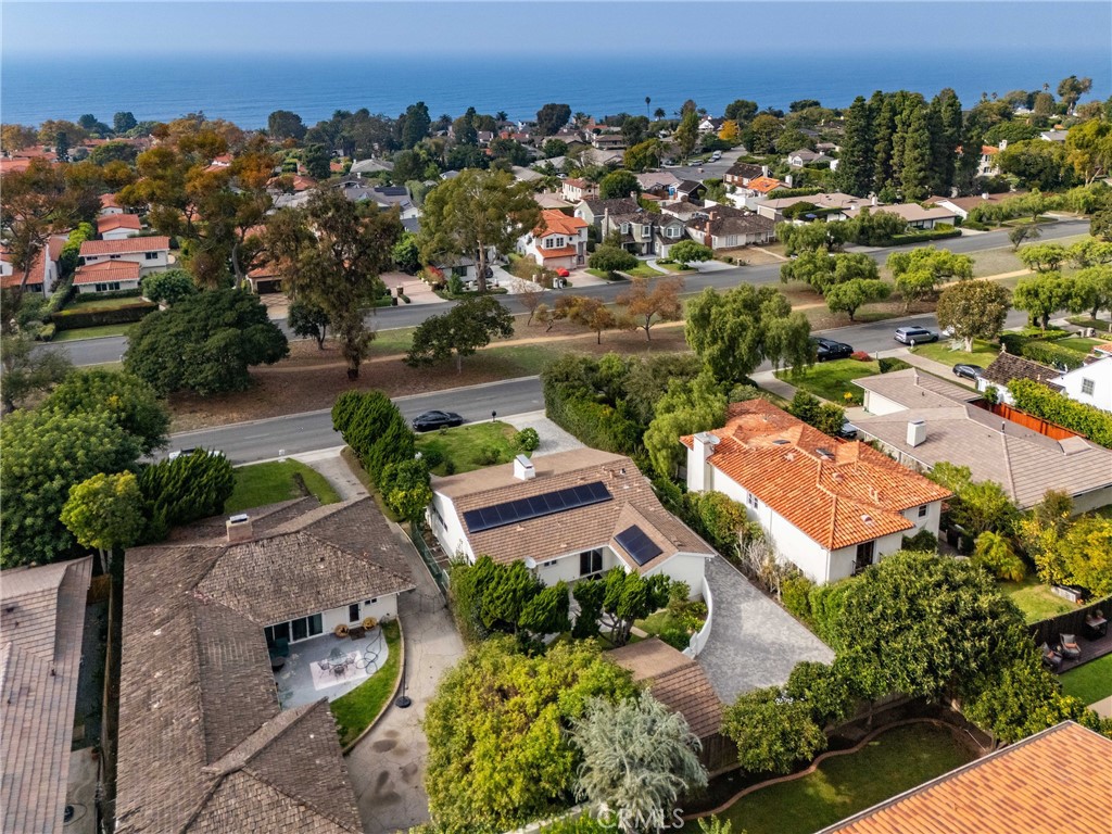 1732 Palos Verdes Drive W