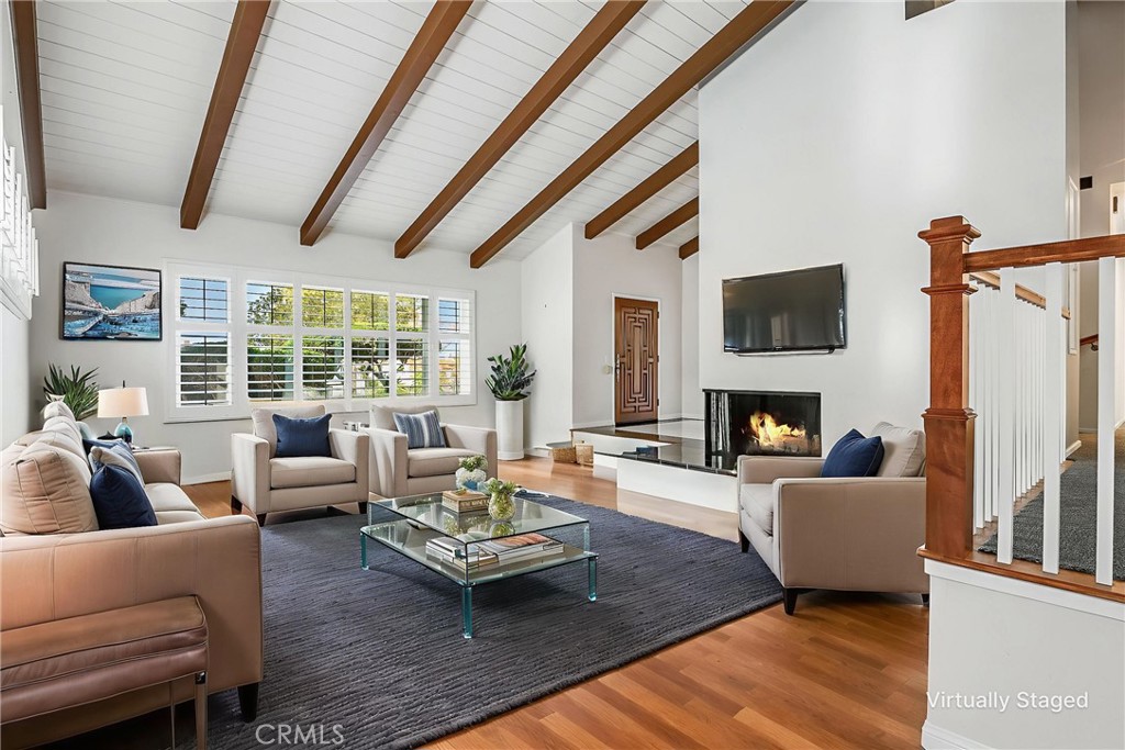 1732 Palos Verdes Drive W