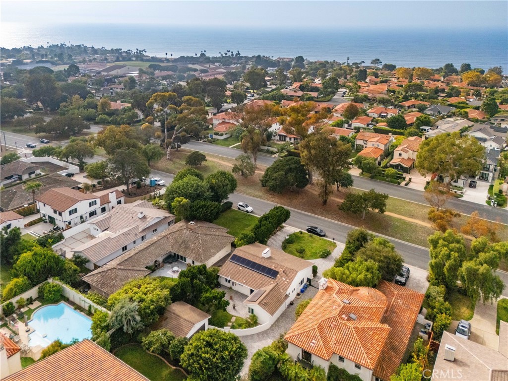 1732 Palos Verdes Drive W