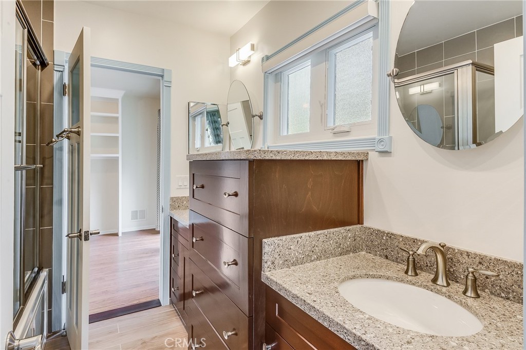 1732 Palos Verdes Drive W