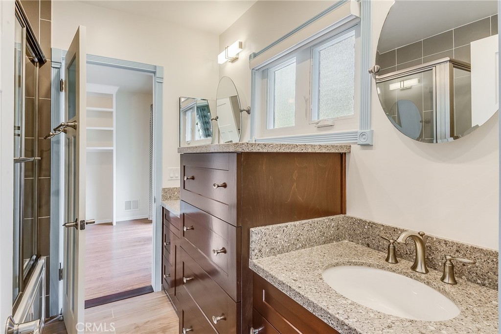 1732 Palos Verdes Drive W