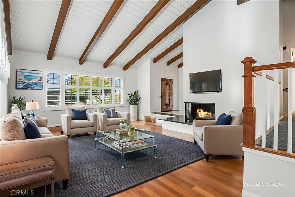 1732 Palos Verdes Drive W