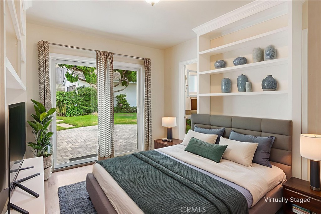 1732 Palos Verdes Drive W