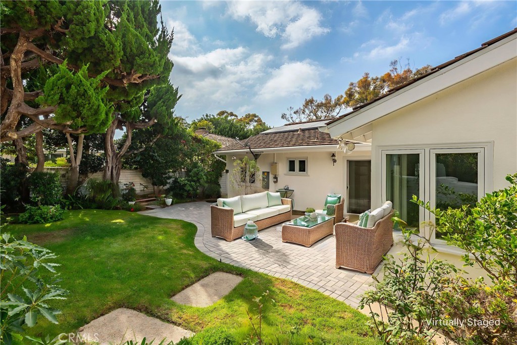 1732 Palos Verdes Drive W