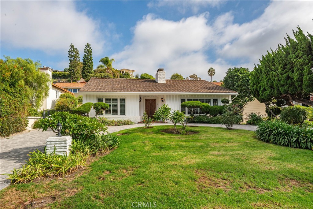 1732 Palos Verdes Drive W