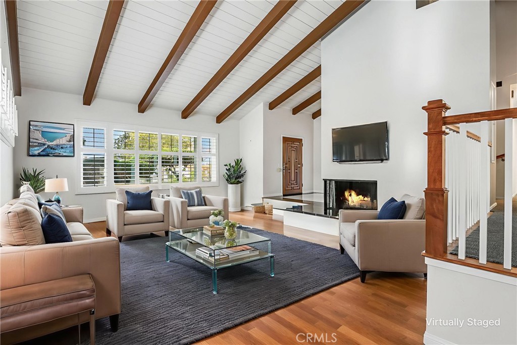 1732 Palos Verdes Drive W