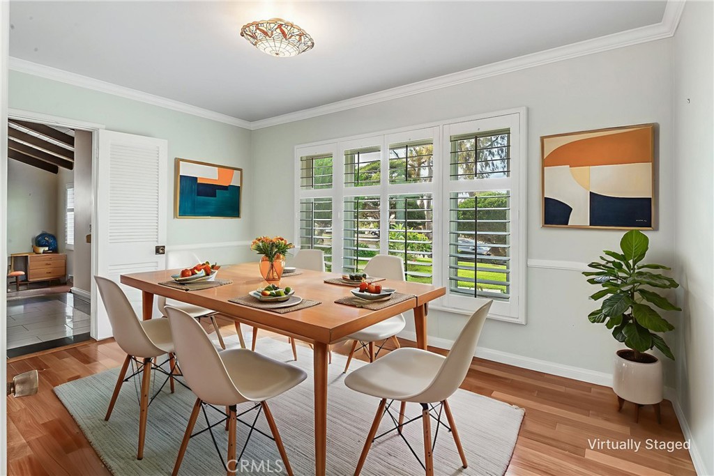 1732 Palos Verdes Drive W