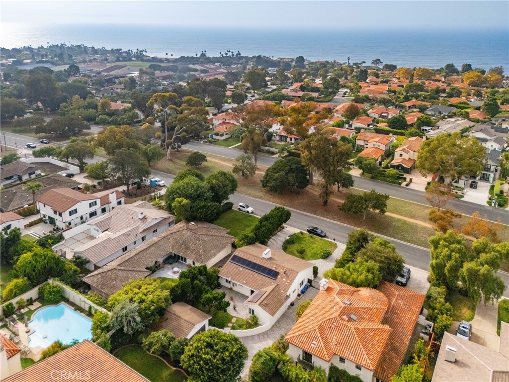 1732 Palos Verdes Drive W