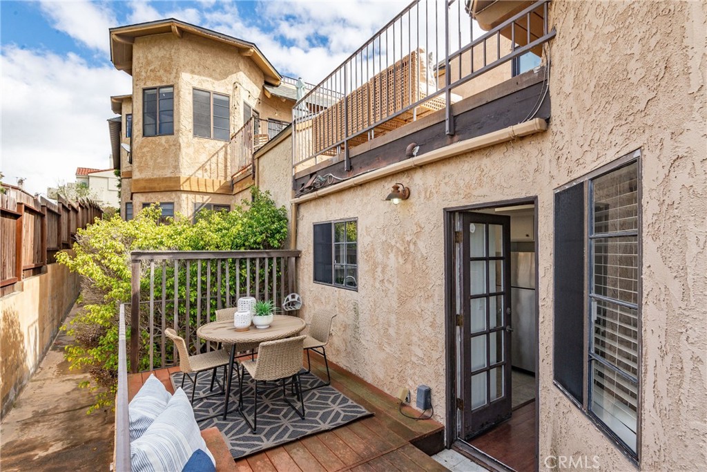 506 N Helberta Avenue 1