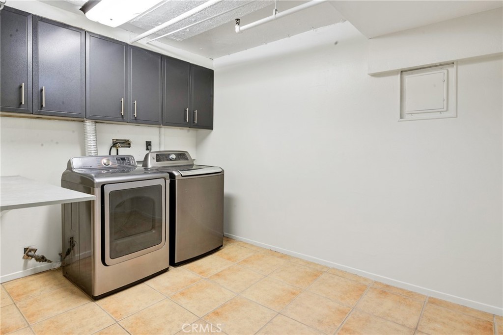 506 N Helberta Avenue 1