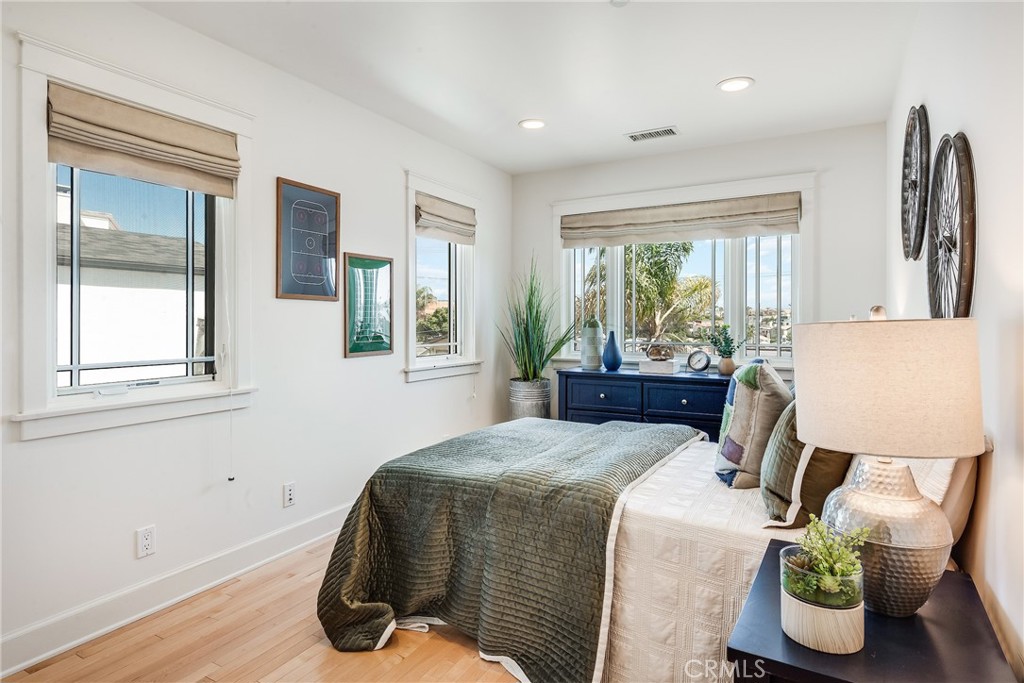 1731 Stanford Avenue