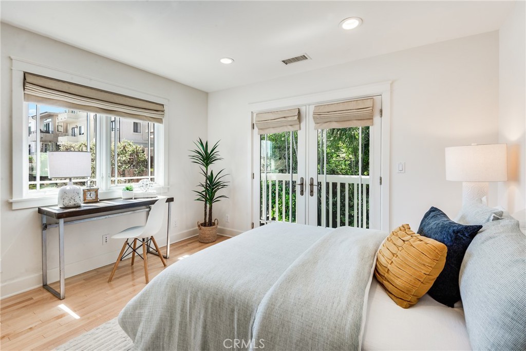 1731 Stanford Avenue