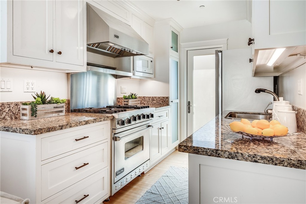 1731 Stanford Avenue