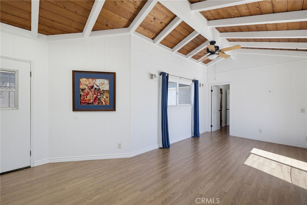 1004 Firmona
