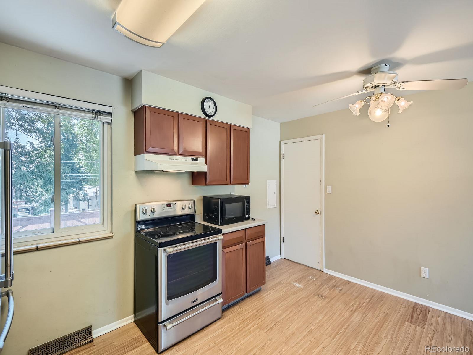966 W 98th Avenue
