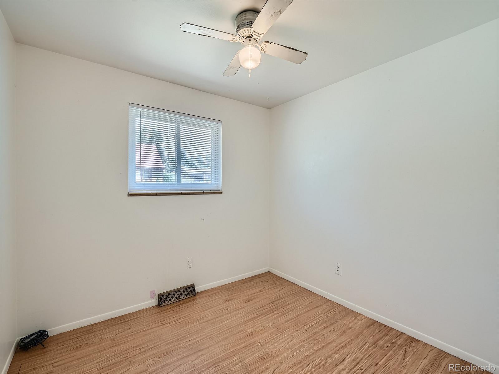 966 W 98th Avenue
