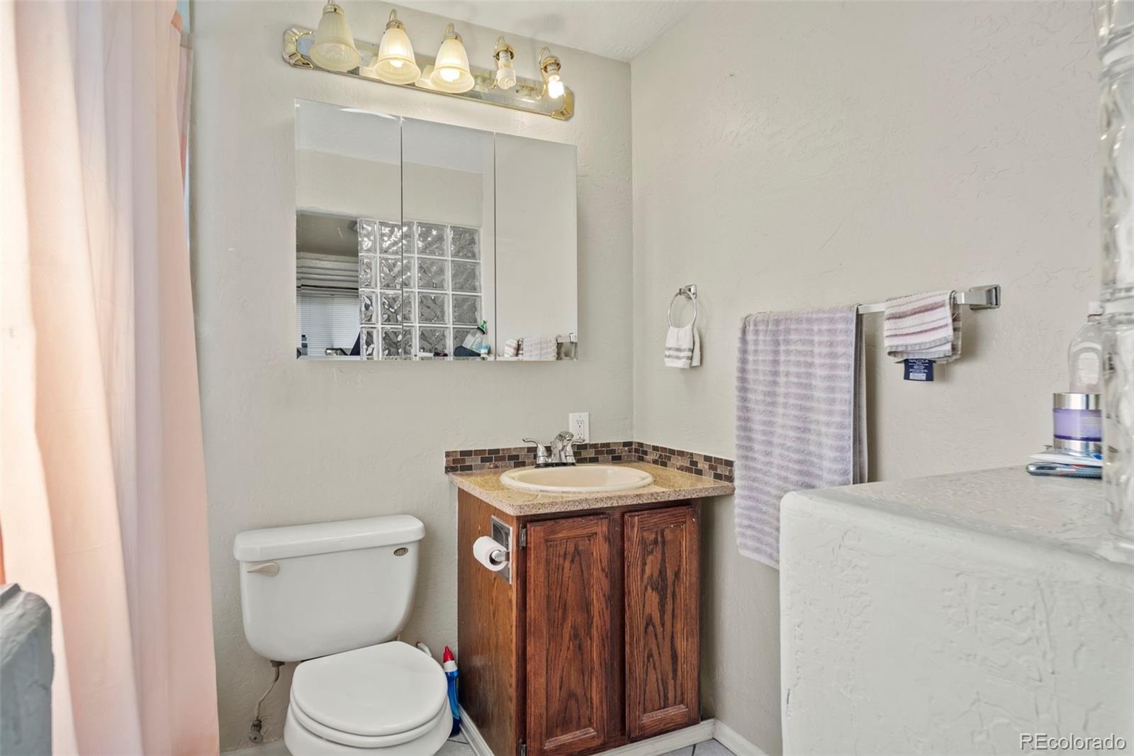 2560 W 66th Place