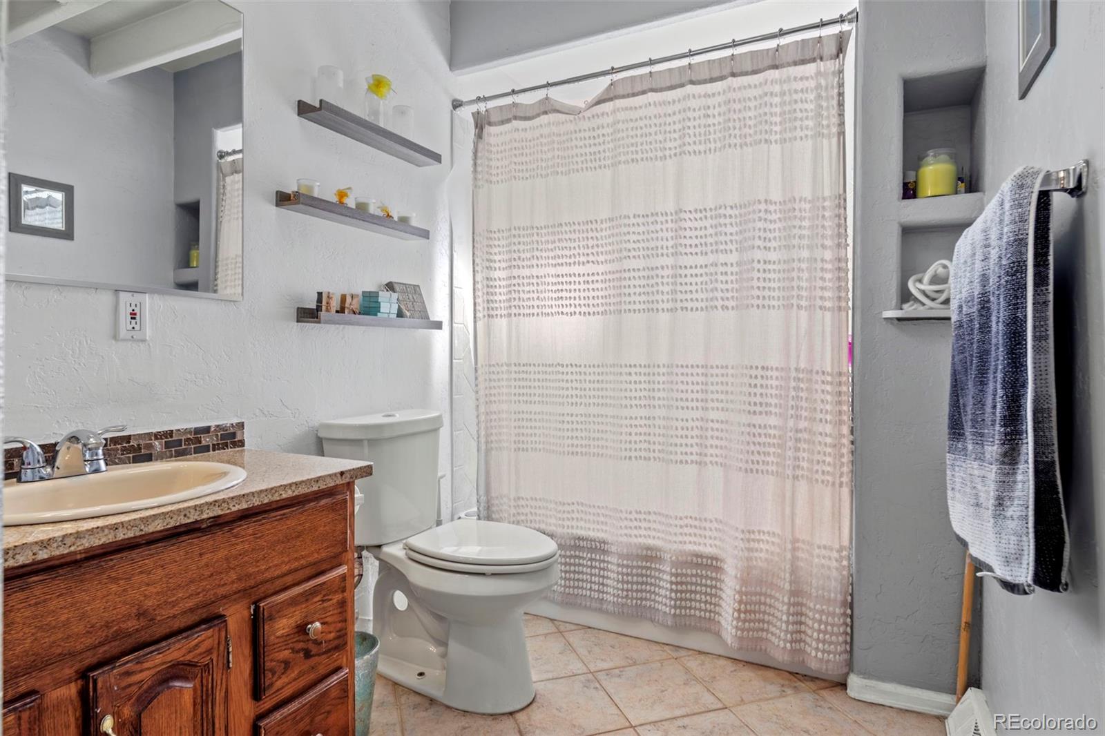 2560 W 66th Place