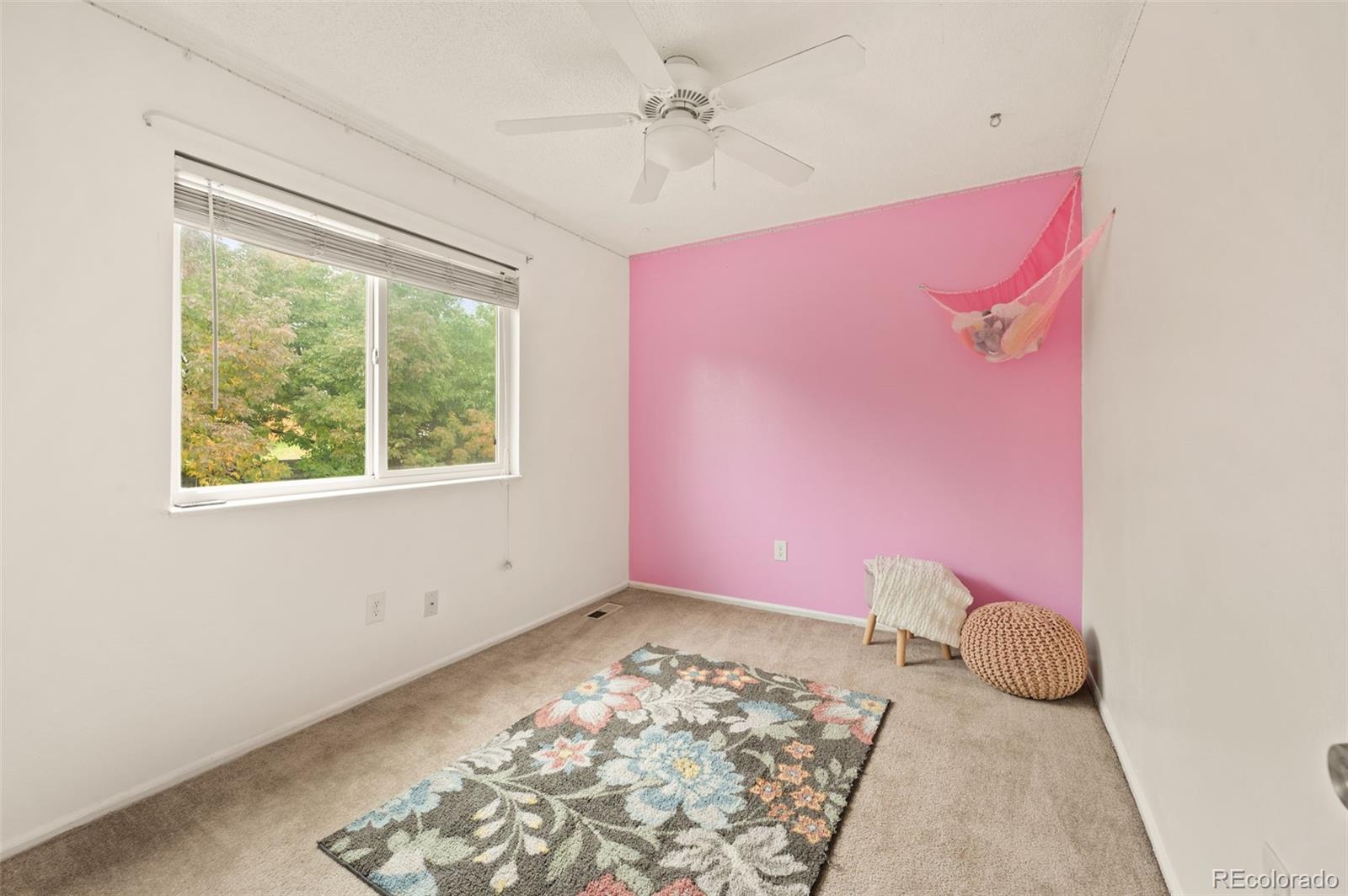 12234 W Saratoga Avenue