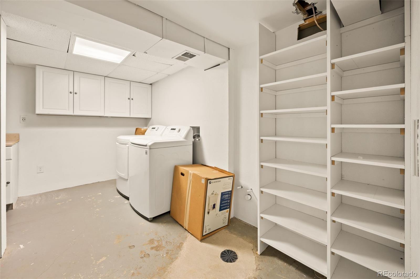 12234 W Saratoga Avenue