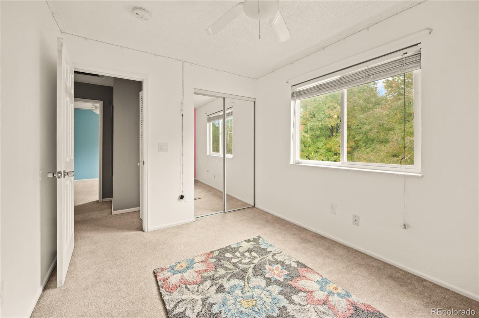 12234 W Saratoga Avenue