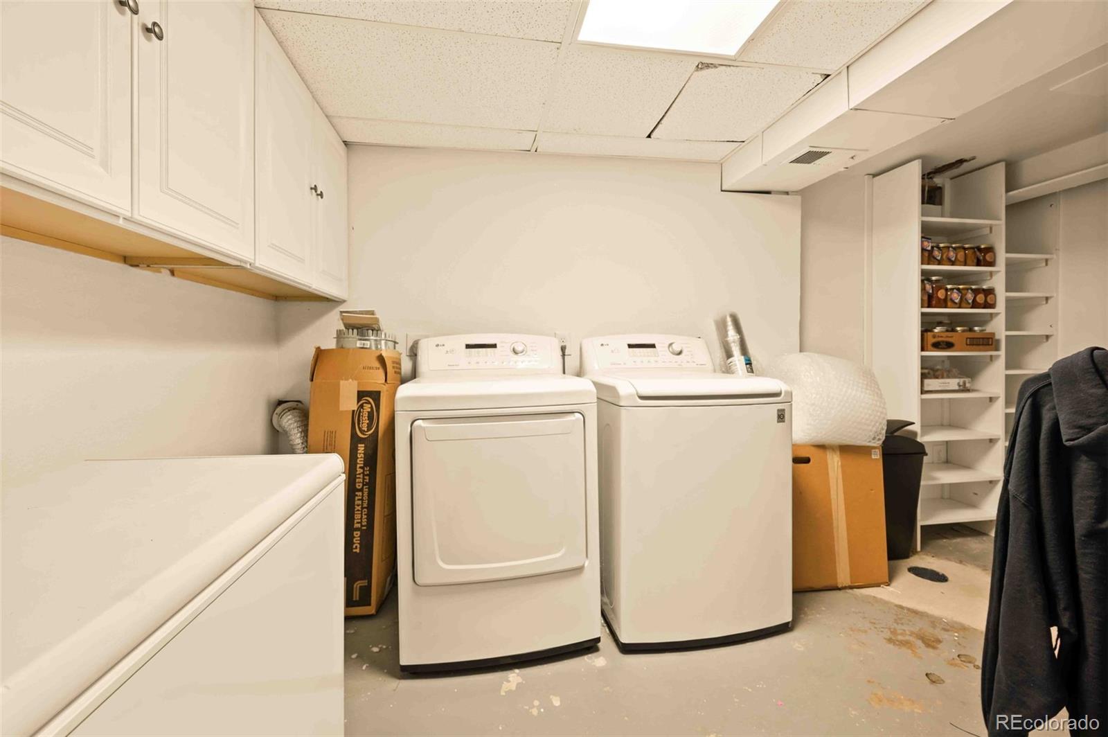 12234 W Saratoga Avenue